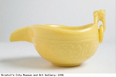 Vessel in shape of ancient water pourer