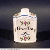 Tea caddy by Wedgwood, inscribed Green Tea